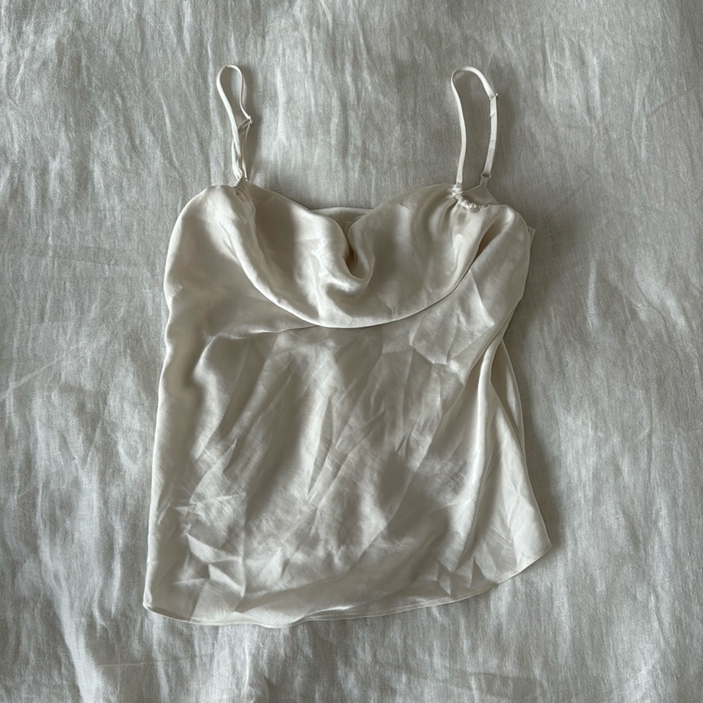 Aritzia Wilfred Tank